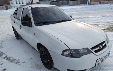 Daewoo Nexia I рестайлинг, 2011 год, 260 000 рублей, 9 фотография