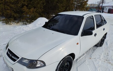 Daewoo Nexia I рестайлинг, 2011 год, 260 000 рублей, 3 фотография