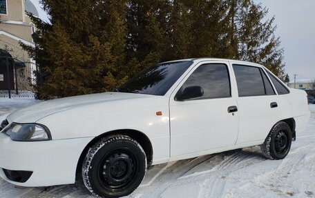 Daewoo Nexia I рестайлинг, 2011 год, 260 000 рублей, 5 фотография