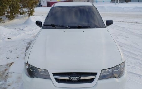 Daewoo Nexia I рестайлинг, 2011 год, 260 000 рублей, 10 фотография