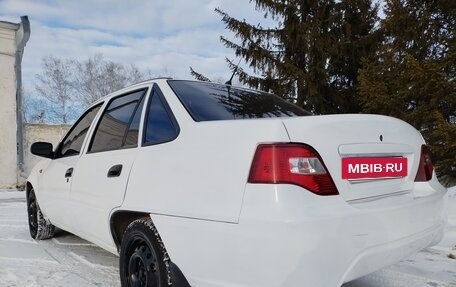 Daewoo Nexia I рестайлинг, 2011 год, 260 000 рублей, 15 фотография