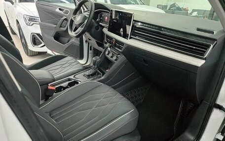 Volkswagen Tiguan II, 2022 год, 2 190 000 рублей, 8 фотография