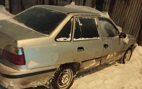 Daewoo Nexia I рестайлинг, 2004 год, 60 000 рублей, 4 фотография