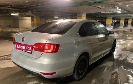 Volkswagen Jetta VI, 2012 год, 900 000 рублей, 5 фотография