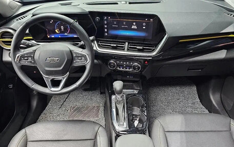 Chevrolet Trax, 2023 год, 1 600 000 рублей, 5 фотография