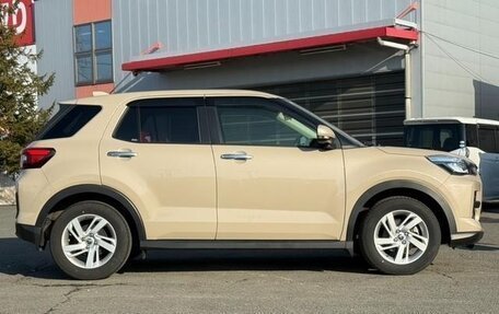 Toyota Raize I, 2022 год, 1 189 099 рублей, 3 фотография