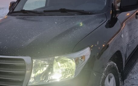 Toyota Land Cruiser 200, 2010 год, 2 970 000 рублей, 7 фотография