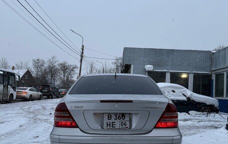 Mercedes-Benz C-Класс, 2004 год, 800 000 рублей, 4 фотография