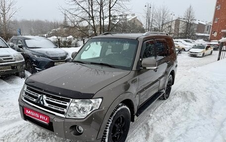 Mitsubishi Pajero IV, 2012 год, 2 390 000 рублей, 1 фотография
