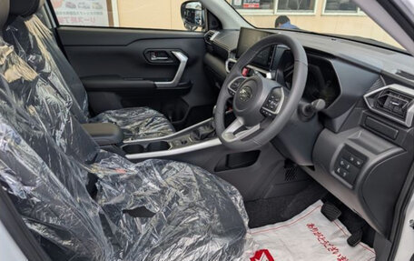 Daihatsu Rocky, 2023 год, 1 420 000 рублей, 14 фотография