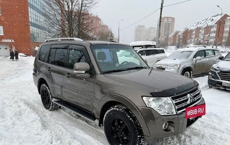 Mitsubishi Pajero IV, 2012 год, 2 390 000 рублей, 2 фотография