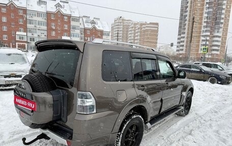 Mitsubishi Pajero IV, 2012 год, 2 390 000 рублей, 3 фотография