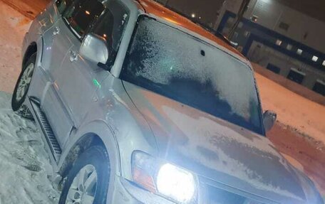 Mitsubishi Pajero III рестайлинг, 2004 год, 590 000 рублей, 4 фотография