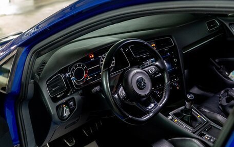 Volkswagen Golf R VII, 2019 год, 3 600 000 рублей, 14 фотография