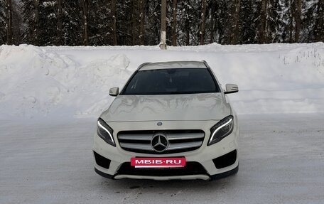 Mercedes-Benz GLA, 2015 год, 1 650 000 рублей, 3 фотография