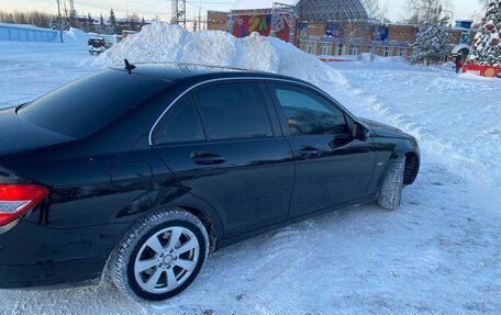 Mercedes-Benz C-Класс, 2010 год, 1 300 000 рублей, 2 фотография
