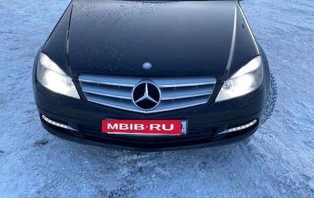 Mercedes-Benz C-Класс, 2010 год, 1 300 000 рублей, 3 фотография