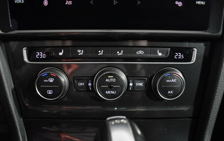 Volkswagen Golf VII, 2017 год, 1 445 000 рублей, 17 фотография