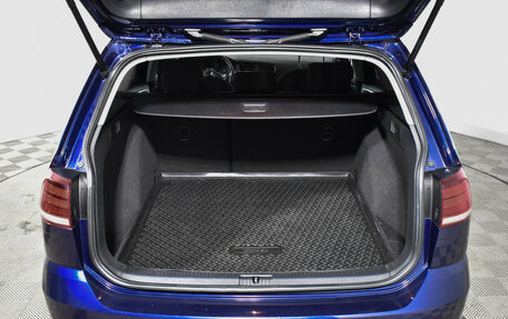 Volkswagen Golf VII, 2017 год, 1 445 000 рублей, 20 фотография