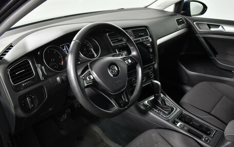 Volkswagen Golf VII, 2017 год, 1 445 000 рублей, 9 фотография