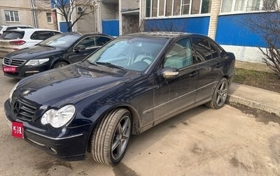 Mercedes-Benz C-Класс, 2002 год, 650 000 рублей, 1 фотография