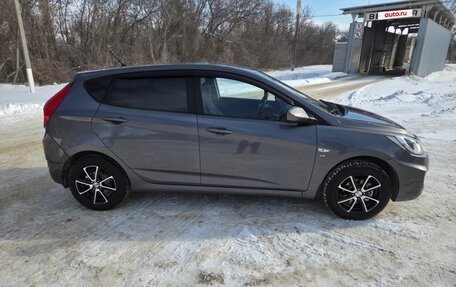 Hyundai Solaris II рестайлинг, 2013 год, 815 000 рублей, 7 фотография