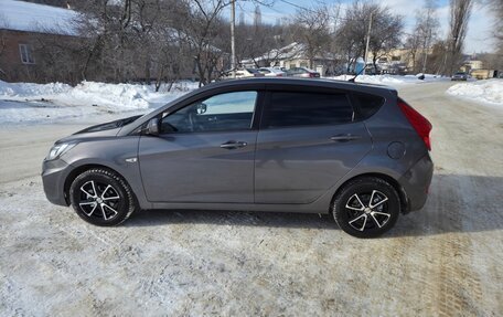 Hyundai Solaris II рестайлинг, 2013 год, 815 000 рублей, 10 фотография