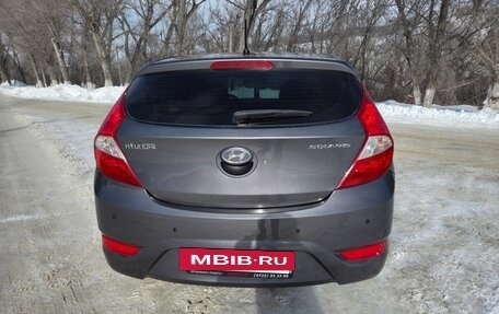 Hyundai Solaris II рестайлинг, 2013 год, 815 000 рублей, 13 фотография