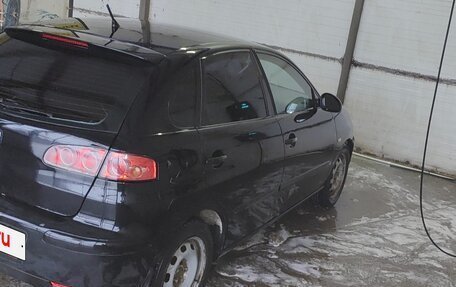 SEAT Ibiza III рестайлинг, 2003 год, 250 000 рублей, 3 фотография