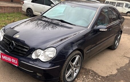 Mercedes-Benz C-Класс, 2002 год, 650 000 рублей, 8 фотография