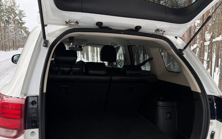 Mitsubishi Outlander III рестайлинг 3, 2017 год, 2 020 000 рублей, 9 фотография