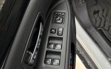 Mitsubishi Outlander III рестайлинг 3, 2017 год, 2 020 000 рублей, 21 фотография