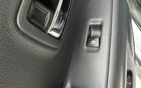 Mitsubishi Outlander III рестайлинг 3, 2017 год, 2 020 000 рублей, 17 фотография