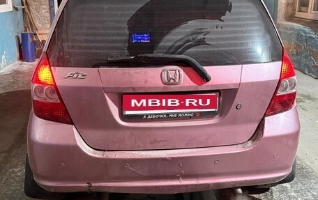 Honda Fit III, 2001 год, 310 000 рублей, 2 фотография