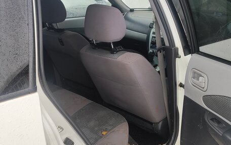 Nissan Wingroad III, 2003 год, 250 000 рублей, 8 фотография