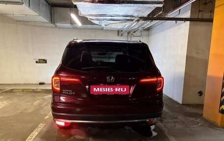 Honda Pilot III рестайлинг, 2016 год, 2 950 000 рублей, 18 фотография