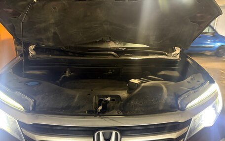 Honda Pilot III рестайлинг, 2016 год, 2 950 000 рублей, 21 фотография