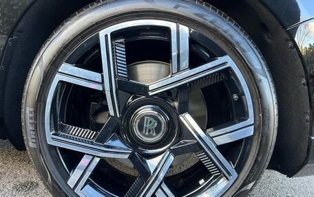 Rolls-Royce Cullinan, 2025 год, 69 600 000 рублей, 11 фотография