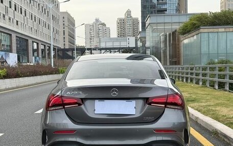 Mercedes-Benz A-Класс, 2022 год, 1 750 000 рублей, 5 фотография