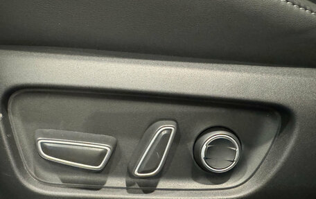 Toyota Camry, 2025 год, 4 230 000 рублей, 15 фотография