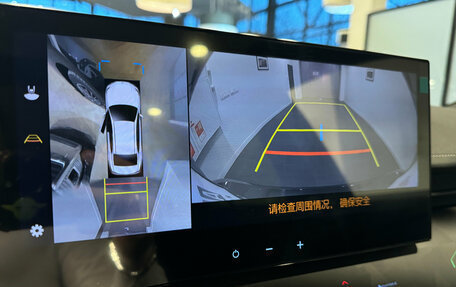 Toyota Camry, 2025 год, 4 230 000 рублей, 24 фотография