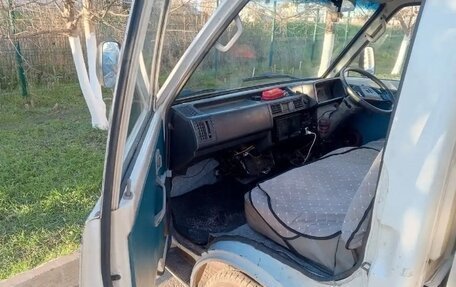 Mazda Bongo III, 1993 год, 300 000 рублей, 6 фотография