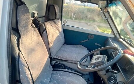 Mazda Bongo III, 1993 год, 300 000 рублей, 3 фотография