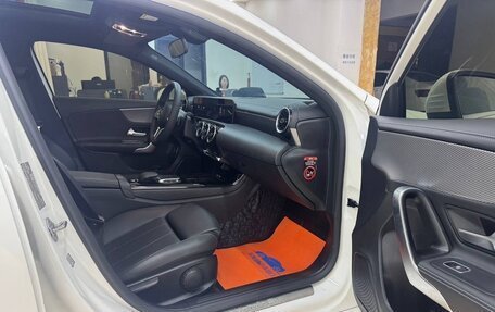 Mercedes-Benz A-Класс, 2022 год, 2 265 000 рублей, 6 фотография