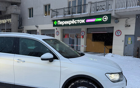 Volkswagen Tiguan II, 2017 год, 2 300 000 рублей, 4 фотография