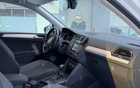 Volkswagen Tiguan II, 2017 год, 2 300 000 рублей, 12 фотография