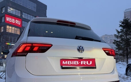 Volkswagen Tiguan II, 2017 год, 2 300 000 рублей, 6 фотография