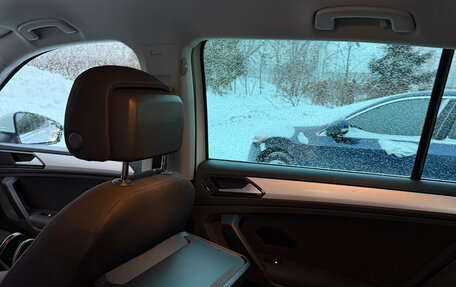 Volkswagen Tiguan II, 2017 год, 2 300 000 рублей, 20 фотография