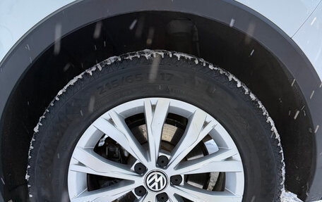 Volkswagen Tiguan II, 2017 год, 2 300 000 рублей, 24 фотография