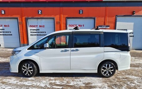 Honda Stepwgn IV, 2018 год, 2 590 000 рублей, 1 фотография